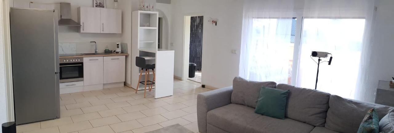 Easystay#4 Home Cinema Ferienwohnung In Kliniknaehe Mit Balkon, Boxspringbett & Netflix 바트왼하우젠 외부 사진