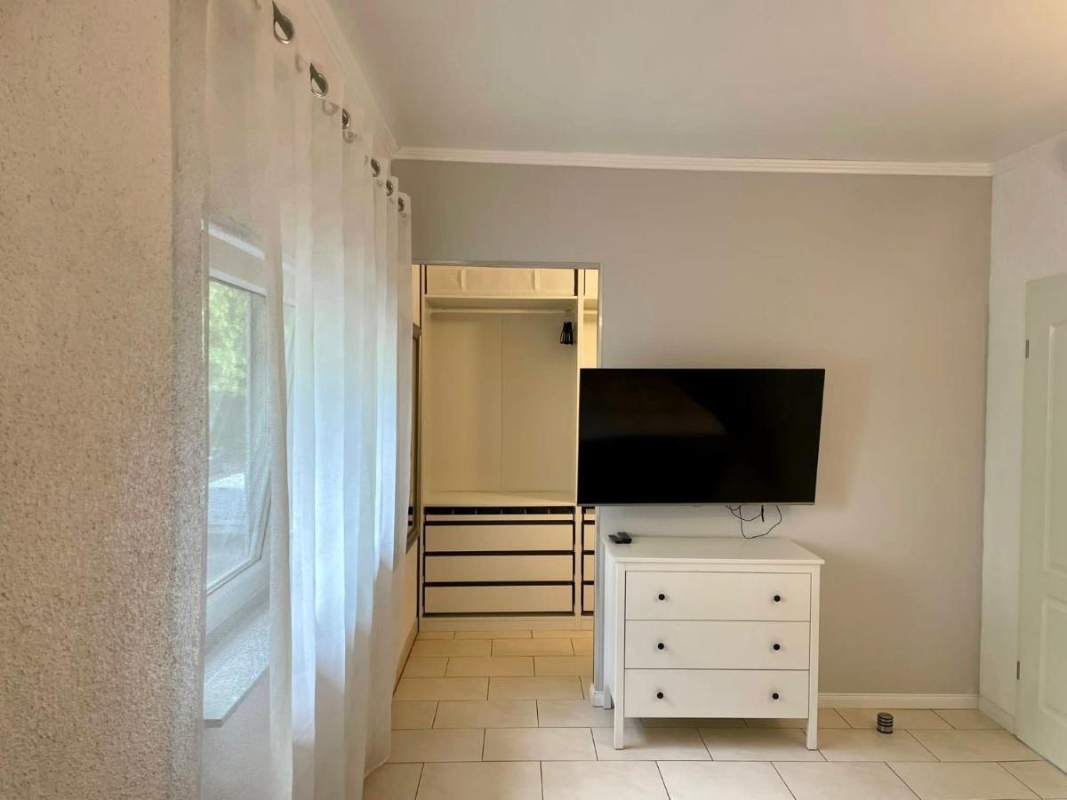 Easystay#4 Home Cinema Ferienwohnung In Kliniknaehe Mit Balkon, Boxspringbett & Netflix 바트왼하우젠 외부 사진